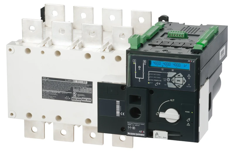 Socomec ATyS p motorised changeover switch, 1600 A, with LCD display showing three-phase voltage readings